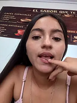 DulceCaroX webcam