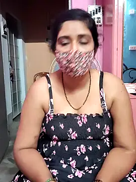 Rulali_44 webcam