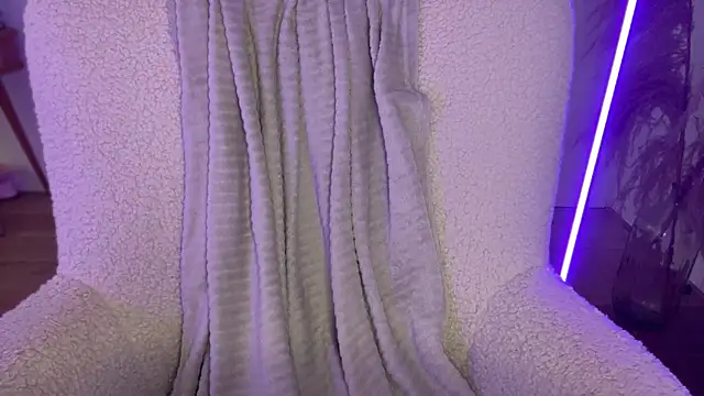 MewDoll webcam