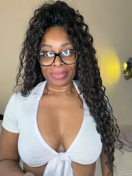 CaliBabiethe1 webcam