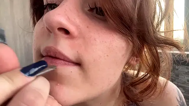 AntoinetteCrispell webcam