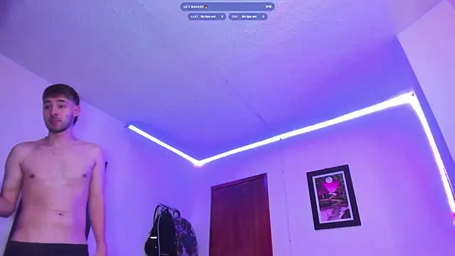 YourGirlfriendsFavorite webcam