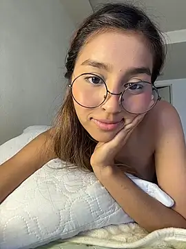 coraline_Ro webcam