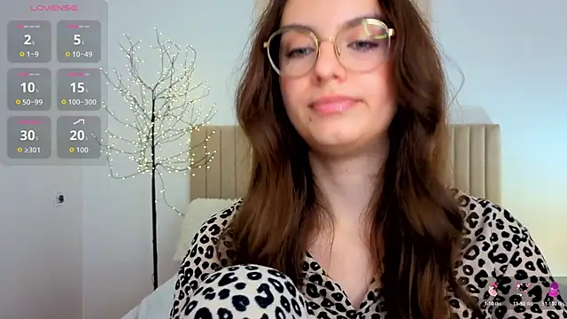 Real_cutie1 webcam