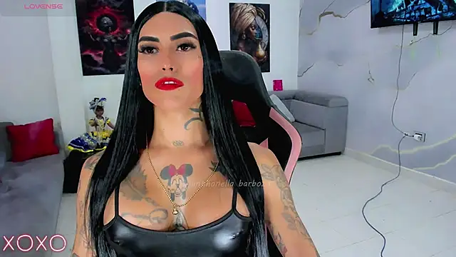 Nella_Dolls webcam