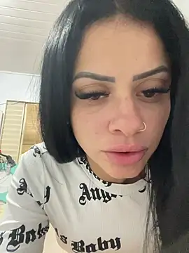 belababyy Live Webcam on Stripchat