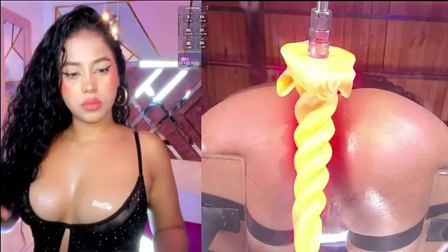 NicoleJons_ webcam