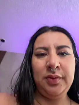 Abril_Luv webcam