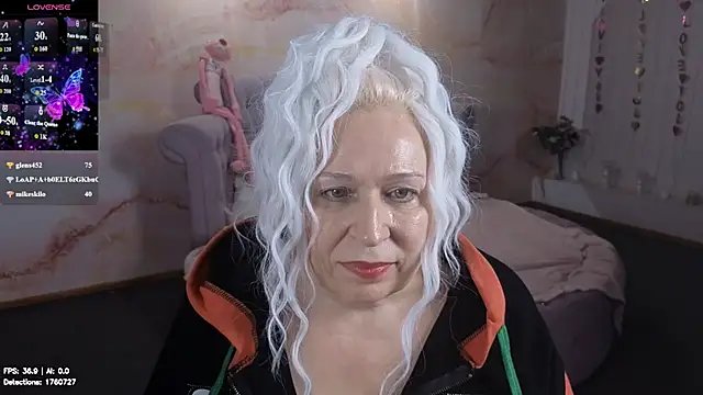 Penelope_Pinky webcam