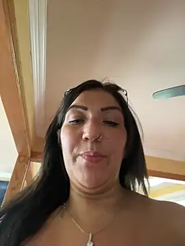 LittleMissEeve live cam