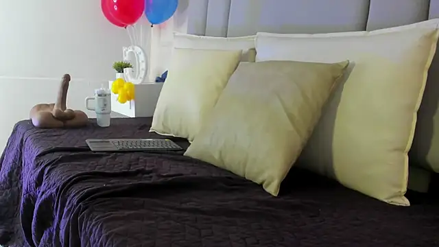 CannelaSmith webcam