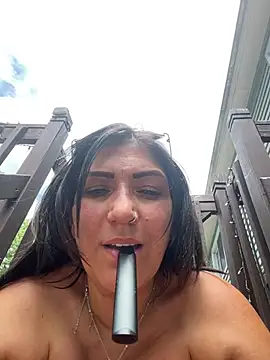 LittleMissEeve webcam