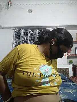 Funcouple0069 webcam