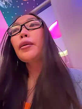 trytomakememoam webcam
