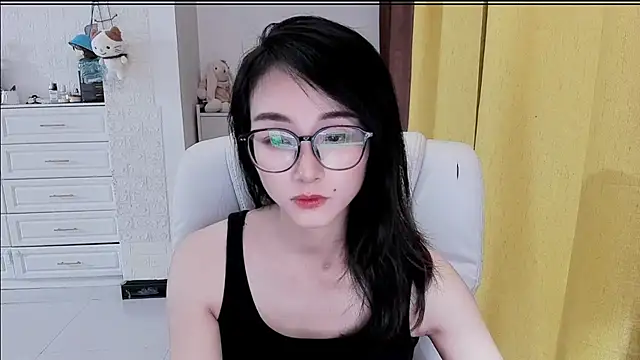 NIAN-er live cam on StripChat
