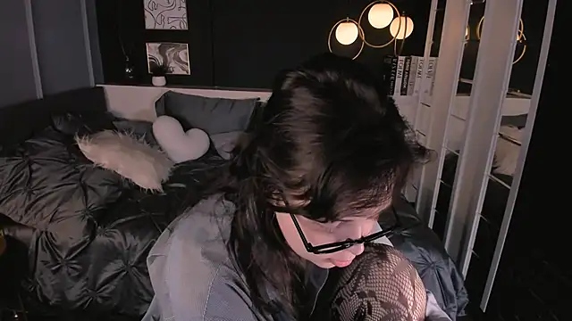 Maykinkya live cam on StripChat