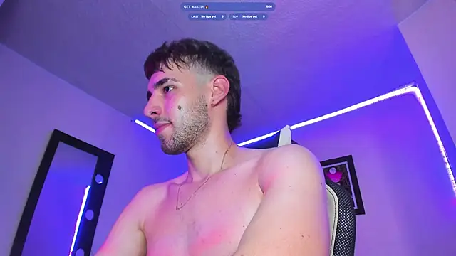 YourGirlfriendsFavorite webcam