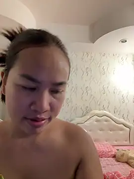 Ponthip webcam