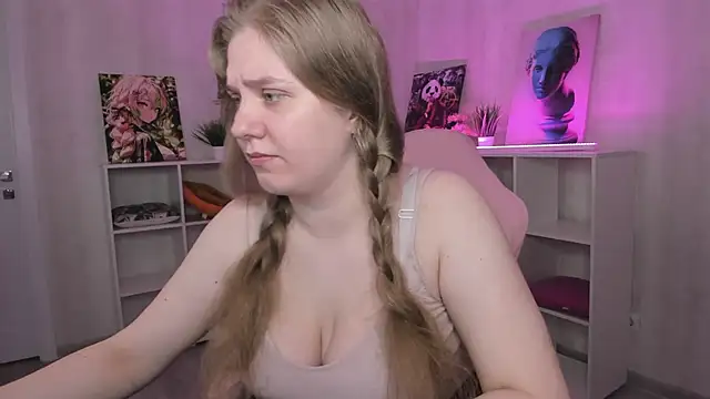 Megan_Violer webcam