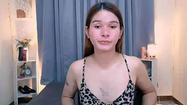 Mimi_Mckinley webcam