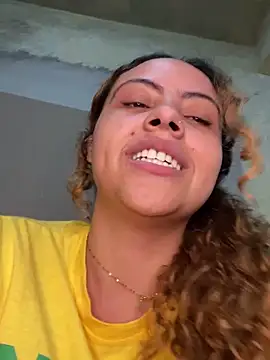 Chloe_Leaozinho live sex cam