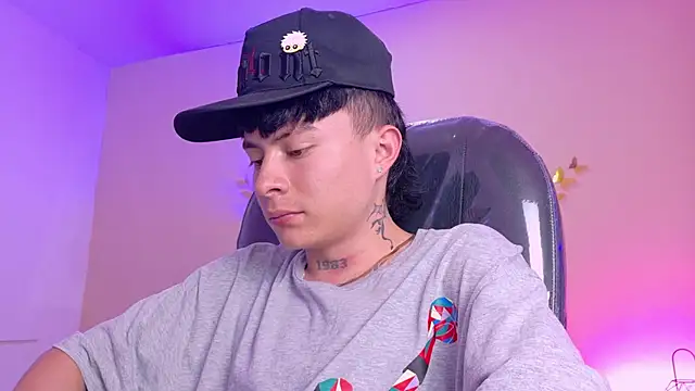 Nascary_Fox webcam