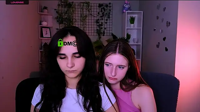 nekky_mouse webcam