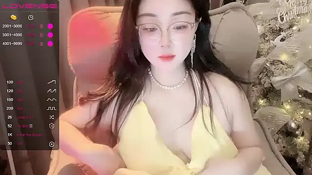 Monica-666888- webcam