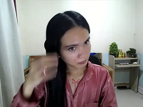 devine_goddess webcam
