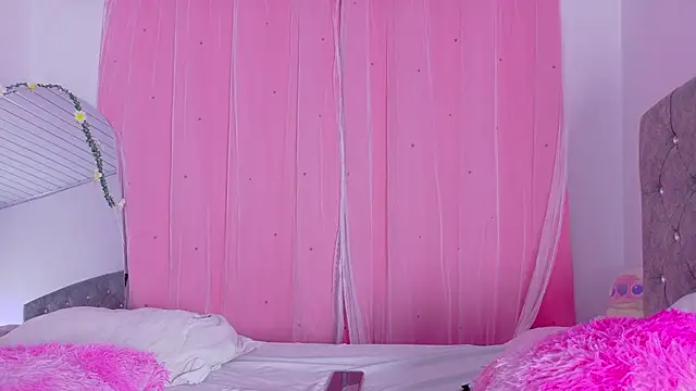 LilithSmiith webcam