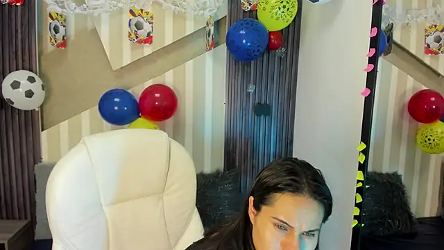 MadisonYoung000 webcam