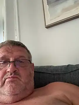 Daddystrokes4u webcam