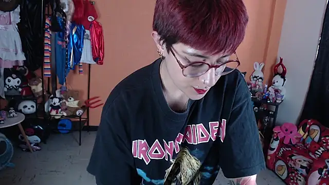 MissMiia2 webcam