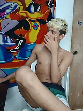 Alayn_sexy_ayes webcam