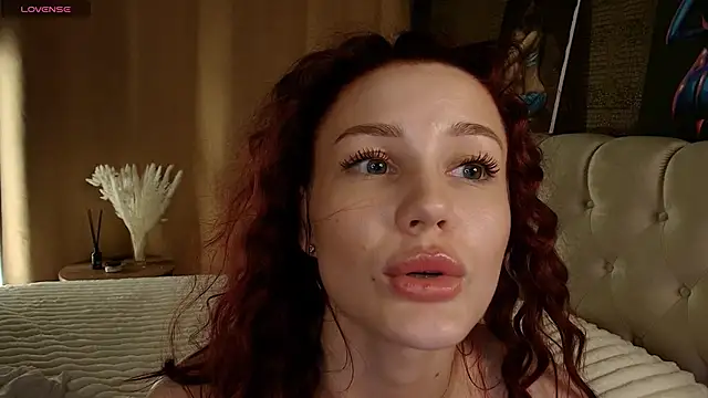 Aria_Mila webcam