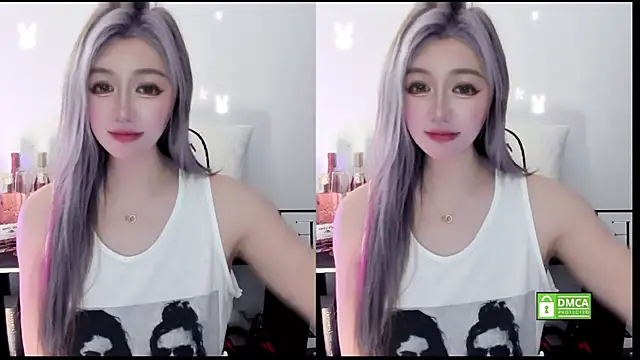 Cute_Mango live cam on StripChat
