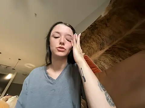 ash10alex webcam