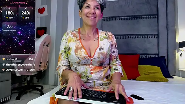 Julianewell webcam