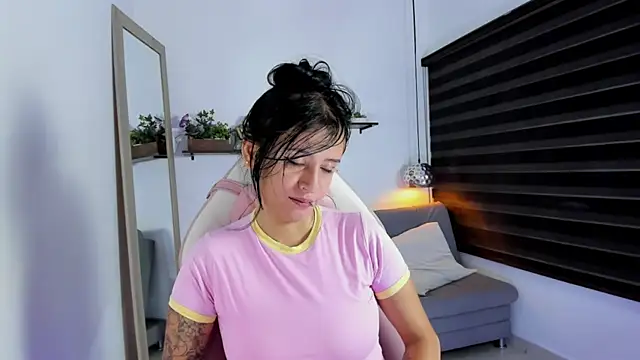 yenny_garcia webcam
