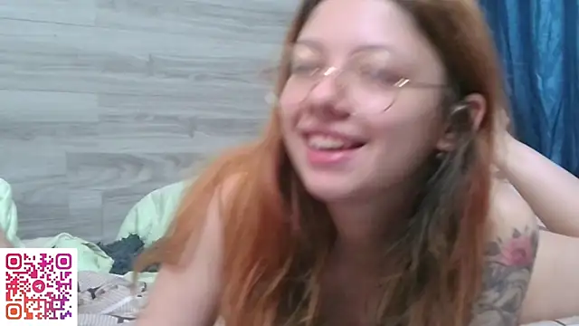 Lina_Kitty webcam