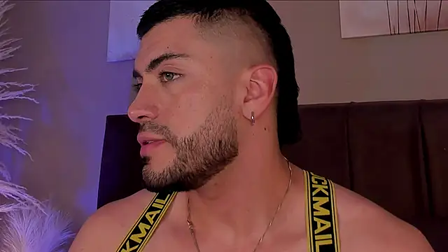Alexander_Diazz webcam