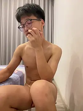 yalotutu (M twink) - KFC