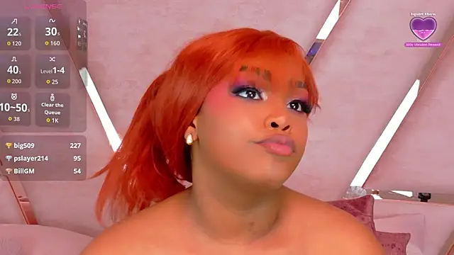 TiannahGlow webcam