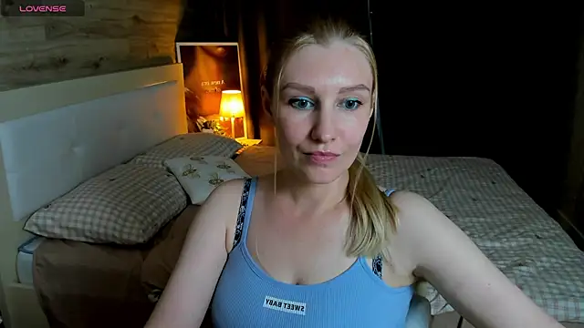 ReginaAmour webcam