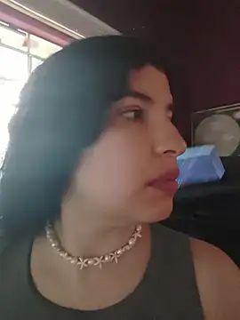 bycurlys webcam