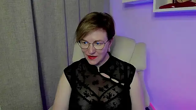 feliziaDesire webcam