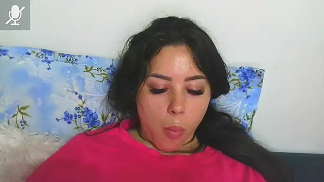 lovelyjulliette - LovelyJulliette's free webcam - UK Sex Cams
