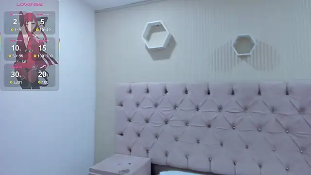ZarinaWynne webcam