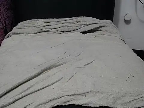 pervertt_sussy webcam