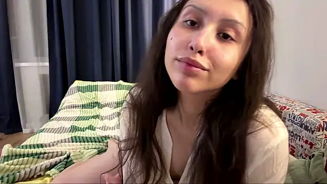 Alicekitty67 webcam